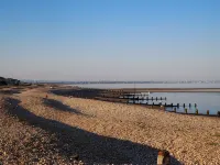 Beach front location, Pet friendly, Full of charachter, Private garden, Sea view - 무료 와이파이