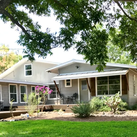Comfort Acres on the Guadalupe River Ranch (secluded) House and Small Party Barn