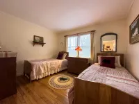 Spacious House, PERFECT Location,17 Miles to Asheville, Pets,View! - balcony