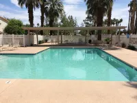 PGA WEST 2 BEDROOM ON GOLF COURSE WITH MOUNTAIN VIEWS POOL SPA & BIKES  #246020 - Swimmingpools