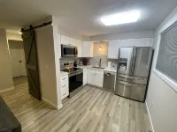 ❤️‍🔥Family Space, Easy Access near Brown’s Park 🛹🏐🏀💦Apt 1 - 3 stjerner