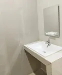 Khariz Hotel