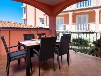 Vacation apartment A Hotels in Lopar