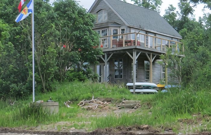 Beachfront Guest Cottage in Antigonish