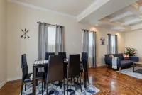 20% OFF Updated 3BR 2.5BTH Townhome - Pet-friendly - Fast WiFi-Driveaway Parking