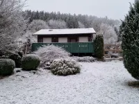 Small vacation home with charm, right by the forest Hotels in Meschede