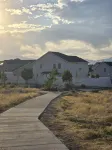 A peaceful abode with adventure and entertainment nearby! - 2-Star
