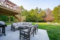 Newly Baileys Harbor Home, 1 Block DT, Open Concept with Huge Yard