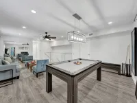 6Bed 4Bath Villa - Pool - Garage - Close to Beach