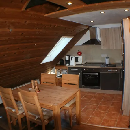Feel-good nest with children's bunk