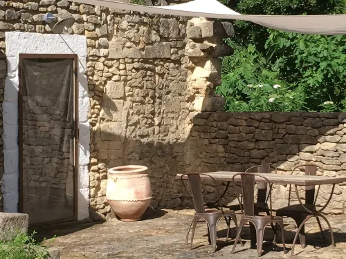 In Uzès, quiet, loft in independent 18th century mill with 15mx3m swimming pool - Pools