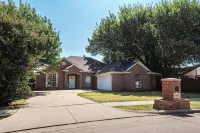Cozy 3 bedroom Home