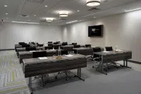 イーブンホテル デンバーテックセンター エングルウッド by IHG - 駐車場