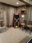 Pet + Family Friendly, 4 mins to Golf, on the Bourbon Trail, & close to the Ark! - 小木屋