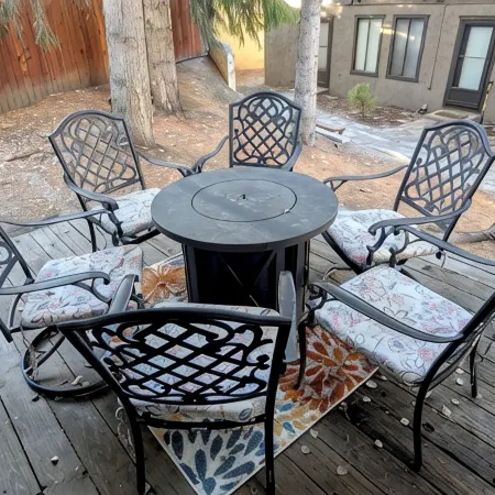 Stylish Sun Valley 2Br - Dog-Friendly - 2 Min Walk to Town