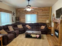 On the Mickelson Trail: Log Home Perfect for families