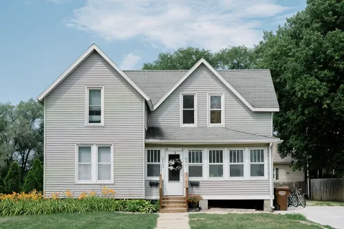 Downtown & Campus Wifi with Netflix 2Br 1Ba
