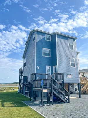 Happy Ours! Sound waterfront TH with dock stunning views! ~5 min walk to beach.