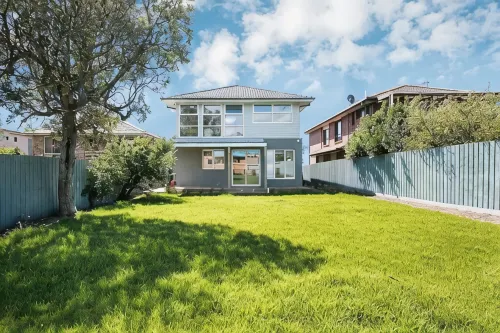 Beach Front Haven with 180 Degree Views - 3-Star