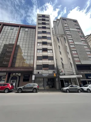 Master Express Alberto Bins - 200 Metros do Hospital Santa Casa - pet friendly