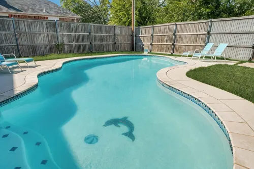 4 Bedroom & Pool: Great Irving Location close to attractions - บังกะโล