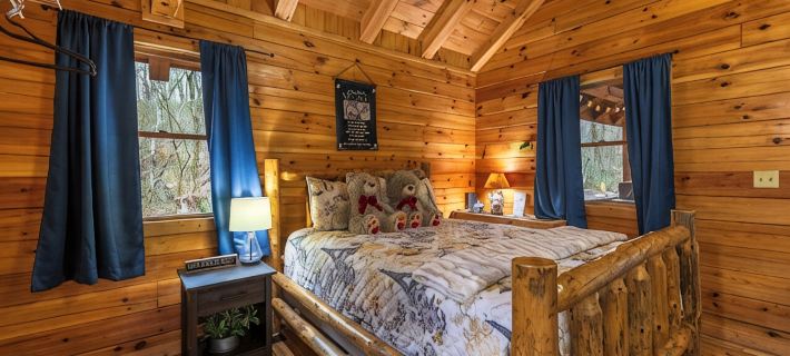 Cozy & Romantic cabin in Hocking Hills Hotele w: Hocking County
