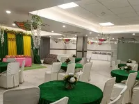 Iris Park Hotel Hotels near AIIMS Metro Station