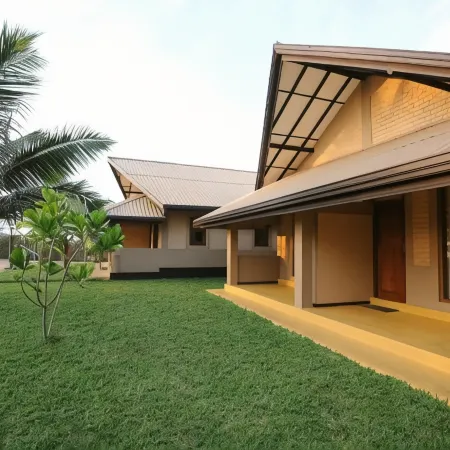 Melheim Beach Kalpitiya