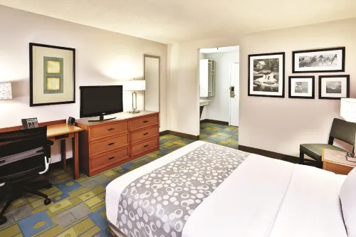 La Quinta Inn by Wyndham Birmingham - Inverness