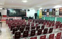 Hotel Prima Lumajang - Разрешено размещения с домашними животными