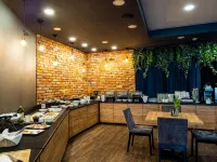 Hotel Scout - breakfast