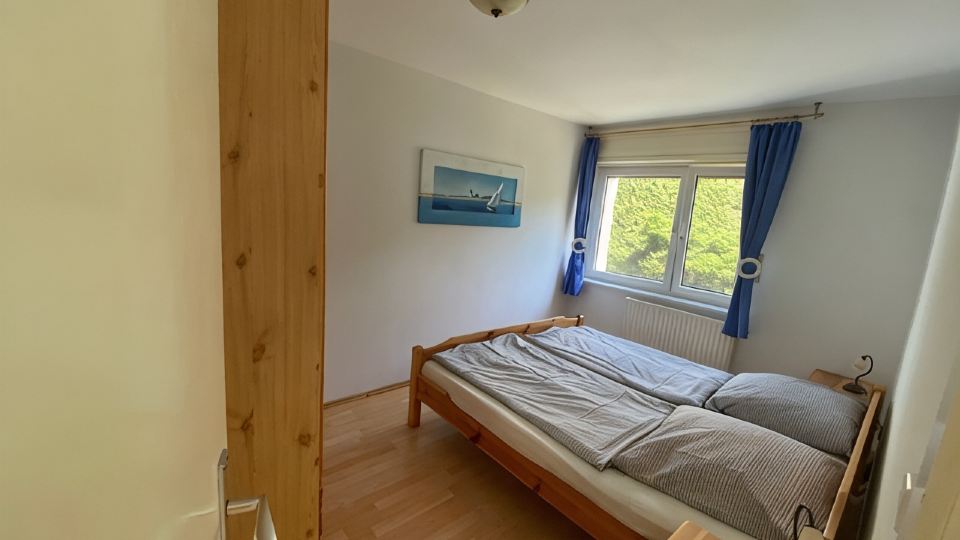 Vacation apartment "Hang" in a vacation home - directly on the lake