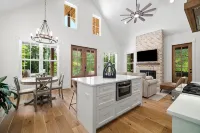 Hickory Cottage - 1bdrm Retreat - 컨트리 하우스