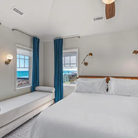 Surf City Shores / Ocean Views, Hot Tub & Beach Access
