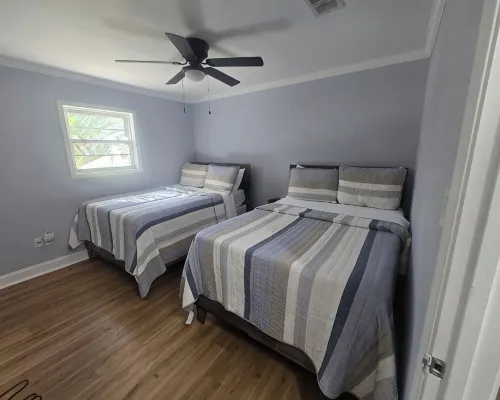 3-bedroom house in welcoming Moss Point with AC, WiFi モス・ポイントのホテル
