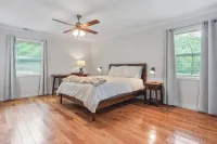 3BR/2BA Mountain Home Perfect Base for Tail of the Dragon and Outdoor Adventures - 4-Star