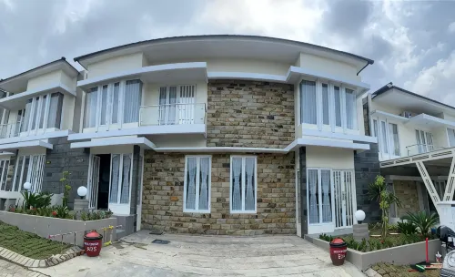 K House Villa, Batu