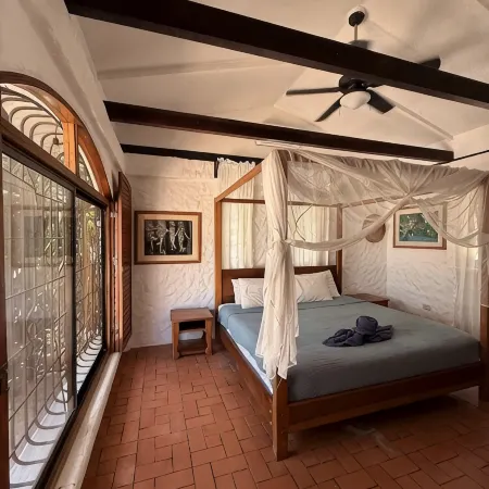 Privacy, Elegance, Security, Private Pool & Nature Reserve