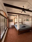 Privacy, Elegance, Security, Private Pool & Nature Reserve - Villaer