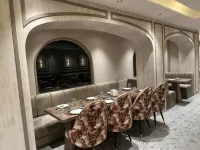 Pinky Hotel - breakfast