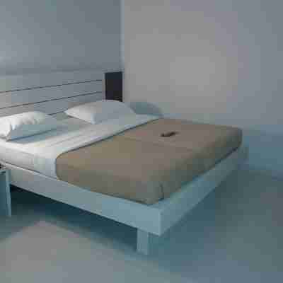 Hotel Sham Suman Rooms