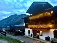 Veitenhof Alm im Autofreien Kaisertal Hotels in 