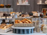 Novotel Suites Luxembourg Hotels near Dommeldange Train Station