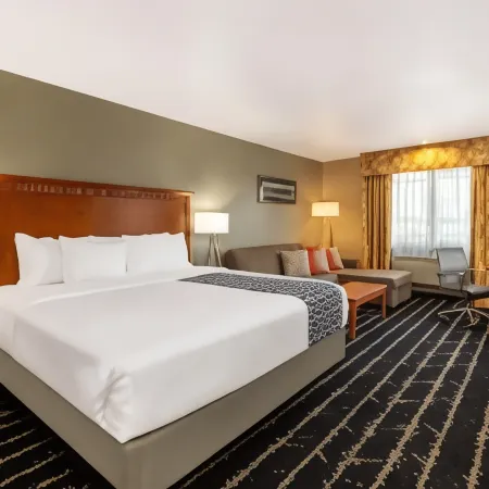 La Quinta Inn & Suites by Wyndham Vancouver