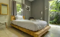 Jeng Tini Guest House