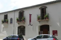 Flora - Bed and Breakfasts