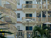 La Isla Resort Hotels near Caye Caulker Airport