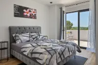 Wunderschöne Villa mit Schwimmbad, Grill, Wifi, Kostenloses Wlan - 3 étoiles
