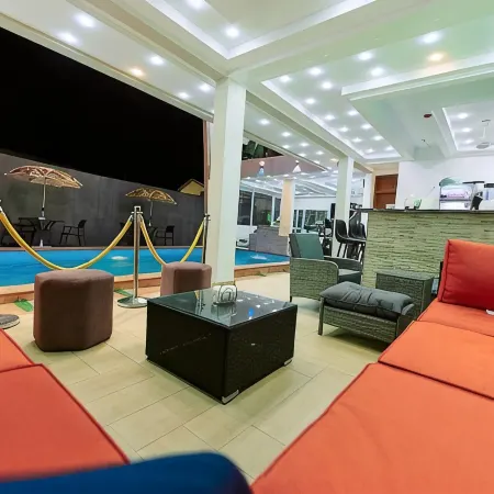 Kings Villagio Hotel