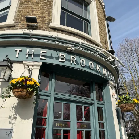 The Brookmill Отели рядом с достопримечательностью «Железнодорожный вокзал Блэкхит»